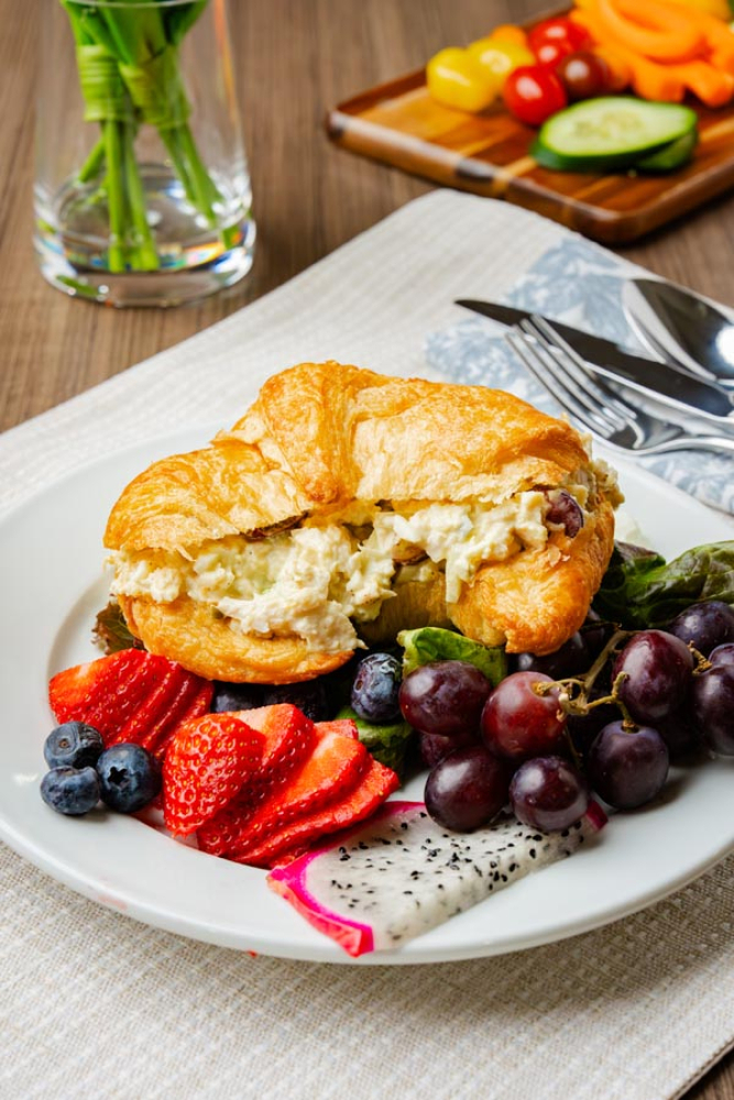 Breakfast-at-Brookridge-Cove